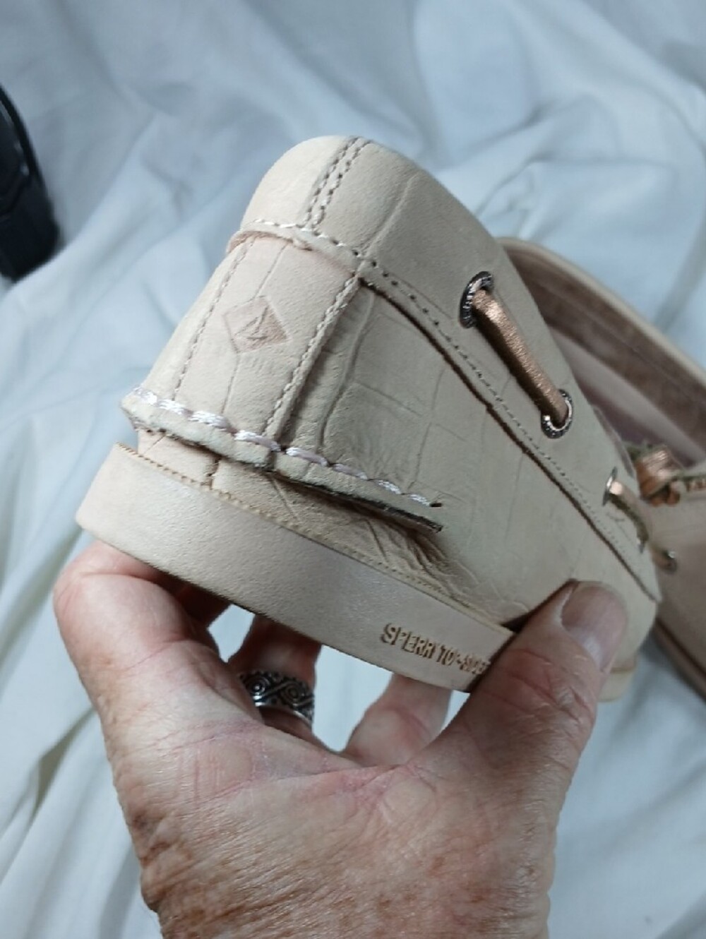Sperry Women's Croc-Embossed Slip-On Moccasins in dusty pink with Metallic laces - Picture 4 of 16